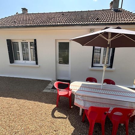 La petite maison des gîtes de Joséphine Saint-Dyé-sur-Loire Exterior foto