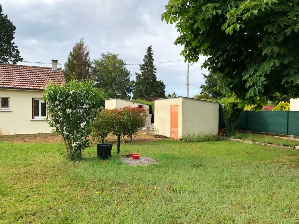 La petite maison des gîtes de Joséphine Saint-Dyé-sur-Loire Exterior foto